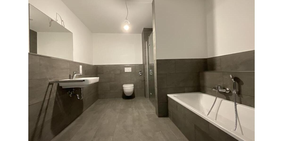 Etagenwohnung Bremen Häfen - 2 Zimmer, 101 m&sup2;, 1.189&euro; | Angebot:23705581