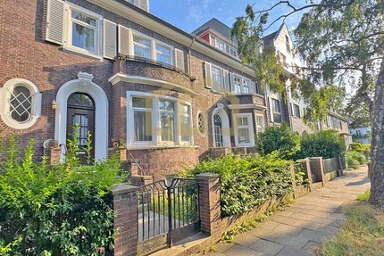 Einmalige Chance in Schwachhausen: Traumhaftes Stadthaus mit Sonnengarten–Potenzial zur echten Perle - Haus Bremen Schwachhausen | Angebot:27323387