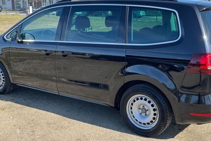 VW Sharan 181.500 km 15.100 &euro; Bremen 28215