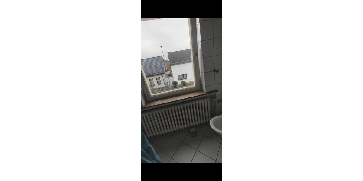 Etagenwohnung Bremen Hemelingen - 4 Zimmer, 94 m&sup2;, 1.000&euro; | Angebot:26368442