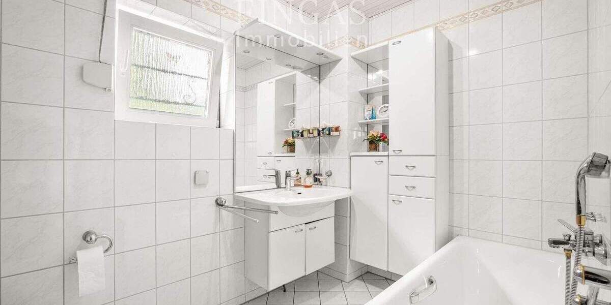 Einfamilienhaus Ritterhude - 4 Zimmer, 122 m&sup2;, 259.000&euro; | Angebot:25800576