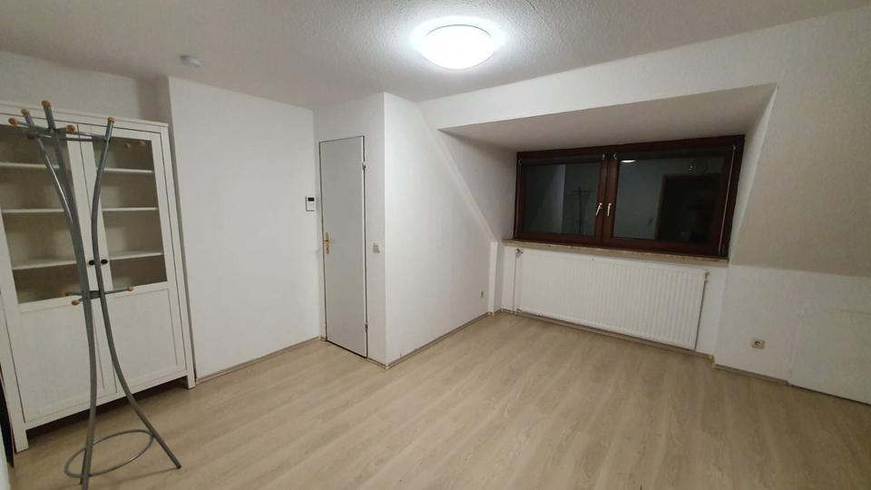 Gewerbeobjekt Bremen Häfen - 6 Zimmer, 130 m&sup2;, 1.400&euro; | Angebot:25921257