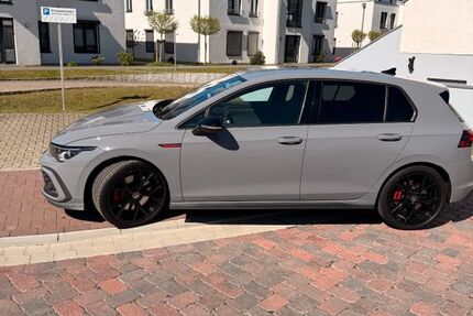 VW Golf 68.000 km 27.000 &euro; Lilienthal 28865