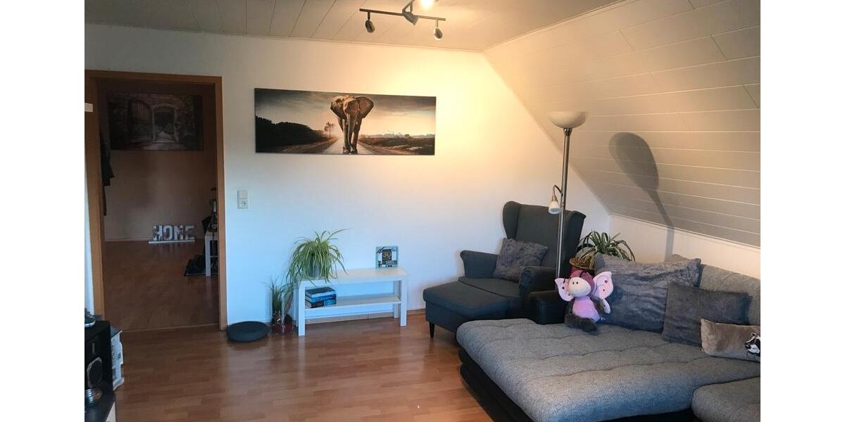Dachgeschoßwohnung Oyten - 3 Zimmer, 84 m&sup2;, 1.100&euro; | Angebot:26517261