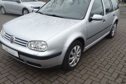 VW Golf 181.000 km 2.390 &euro; Achim 28832