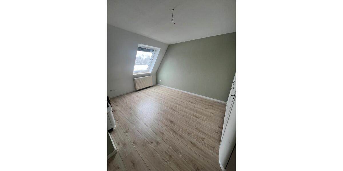 Mehrfamilienhaus, Wohnhaus Syke - 10 Zimmer, 270 m&sup2;, 2.500&euro; | Angebot:24933759