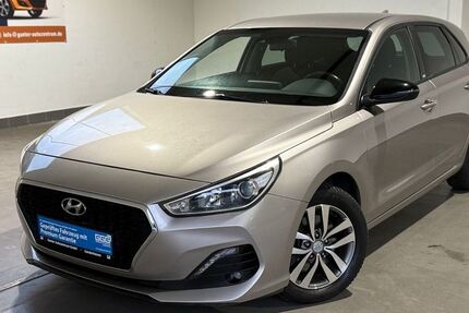 Hyundai i30 71.800 km 11.999 &euro; Ganderkesee 27777