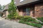schickes großes Haus mit Garten, sofort frei