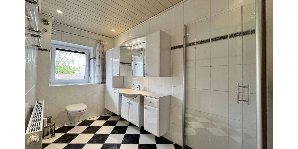Mehrfamilienhaus, Wohnhaus Bremen Strom - 9 Zimmer, 268 m&sup2;, 429.000&euro; | Angebot:26862441