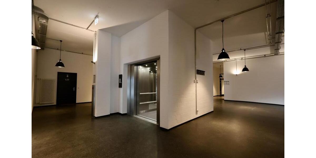 Etagenwohnung Bremen Häfen - 2 Zimmer, 90 m&sup2;, 1.289&euro; | Angebot:25476216