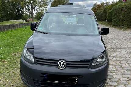 VW Caddy 179.000 km 8.300 &euro; Bremen, Stadt 28203