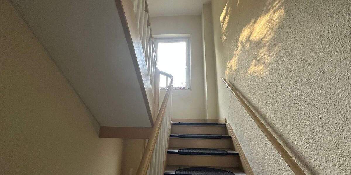 Etagenwohnung Bremen Sebaldsbrück - 4 Zimmer, 136 m&sup2;, 249.000&euro; | Angebot:24784123