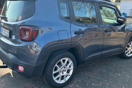 Jeep Renegade 19.500 km 24.500 &euro; Hepstedt 27412