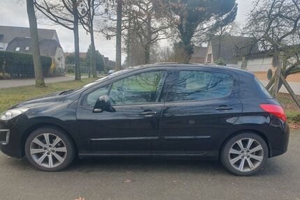 Peugeot 308 101.750 km 4.950 &euro; Bremen 28199