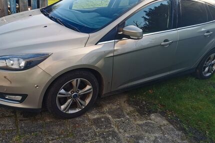 Ford Focus 210.000 km 5.500 &euro; Schwanewede 28790