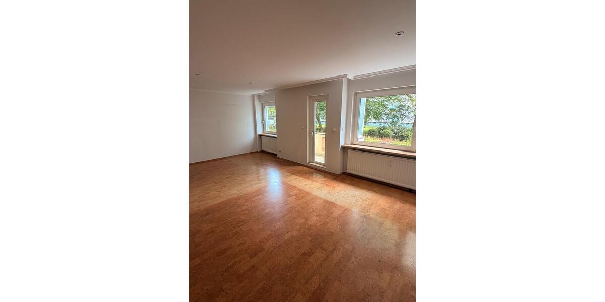 Erdgeschoßwohnung Bremen Neustadt - 2.5 Zimmer, 65 m&sup2;, 185.000&euro; | Angebot:26738148