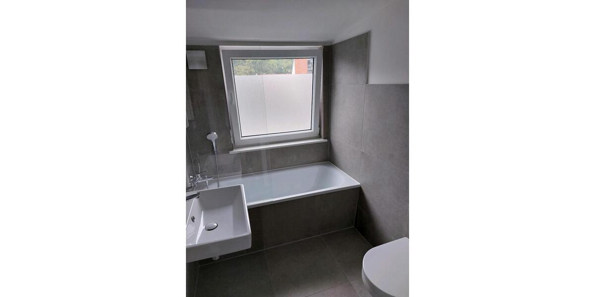 Dachgeschoßwohnung Bremen Findorff - 2 Zimmer, 30 m&sup2;, 600&euro; | Angebot:26285978