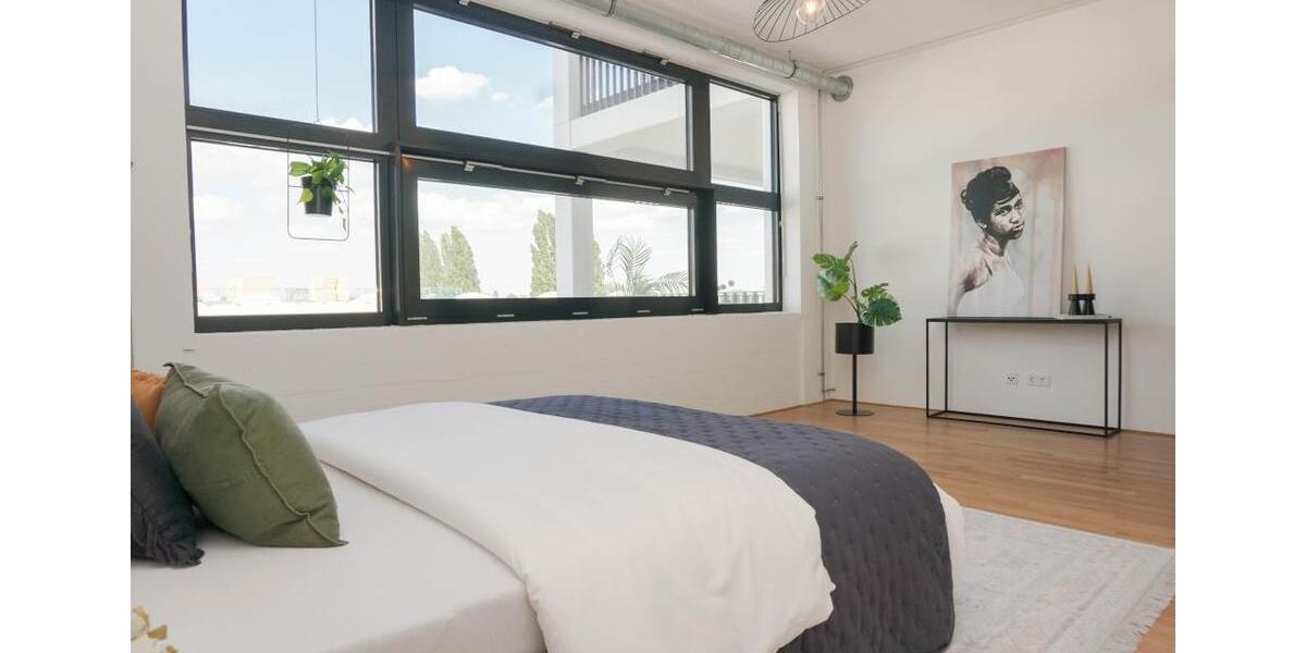 Etagenwohnung Bremen Häfen - 2 Zimmer, 101 m&sup2;, 1.189&euro; | Angebot:23705581