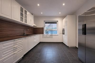 VIEL PLATZT ZUM WOHLFÜHLEN MIT GROßEM GARTEN - Zweifamilienhaus Achim | Angebot:25257935