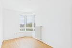 Helle 3-Zimmer-Wohnung mit Weserblick – Modernisiert, mit Balkon und Tiefgarage