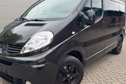 Renault Trafic 151.600 km 9.999 &euro; Ganderkesse 27777