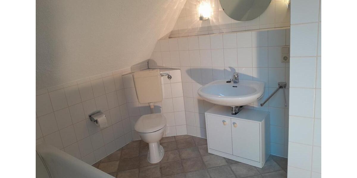 Dachgeschoßwohnung Berne - 2 Zimmer, 56 m&sup2;, 390&euro; | Angebot:26234882