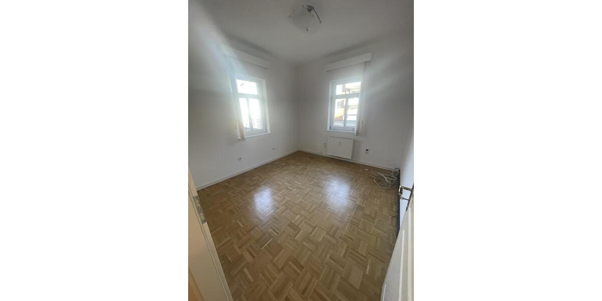 Etagenwohnung Bremen Gröpelingen - 3 Zimmer, 95 m&sup2;, 1.190&euro; | Angebot:23843427