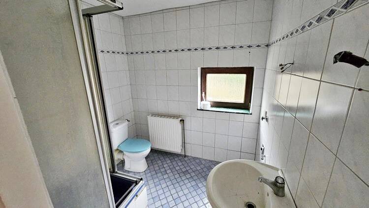 Doppelhaushälfte Grasberg - 9 Zimmer, 180 m&sup2;, 299.000&euro; | Angebot:25998715