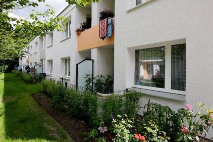 Wohnung zum Mieten in Bremen 339 € 41.02 m² 2 zimmer