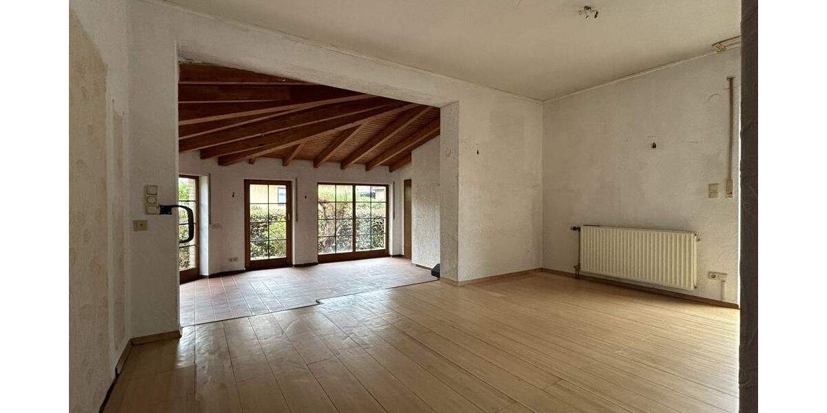 Einfamilienhaus Bassum - 6 Zimmer, 153 m&sup2;, 265.000&euro; | Angebot:25192620