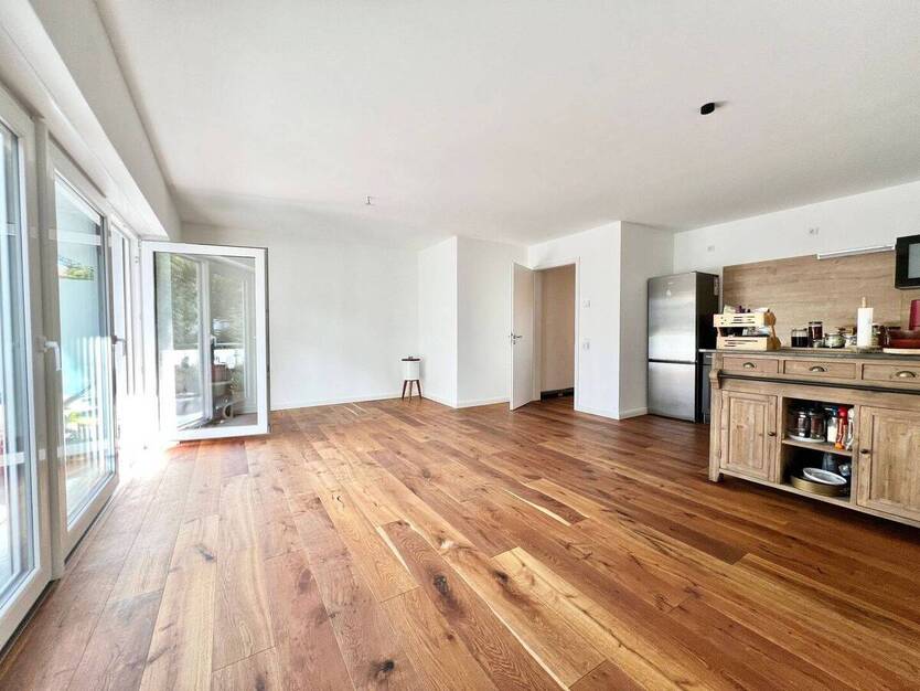 Moderne 2-Zimmer Wohnung mit zwei Balkonen
