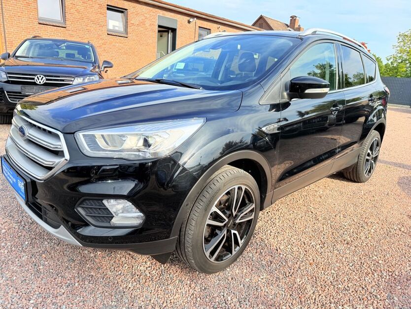 Ford Kuga 146.400 km 9.999 € Delmenhorst 27755