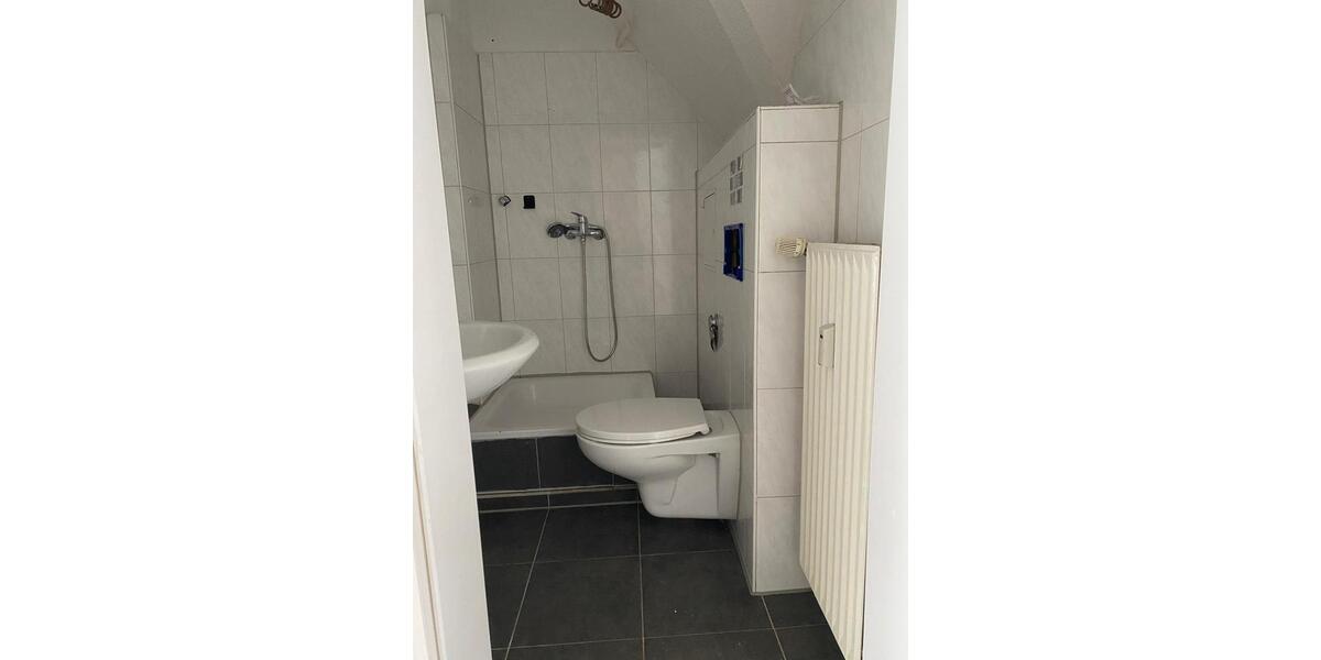 Dachgeschoßwohnung Bremen Burglesum - 1.5 Zimmer, 38 m&sup2;, 659&euro; | Angebot:26337829