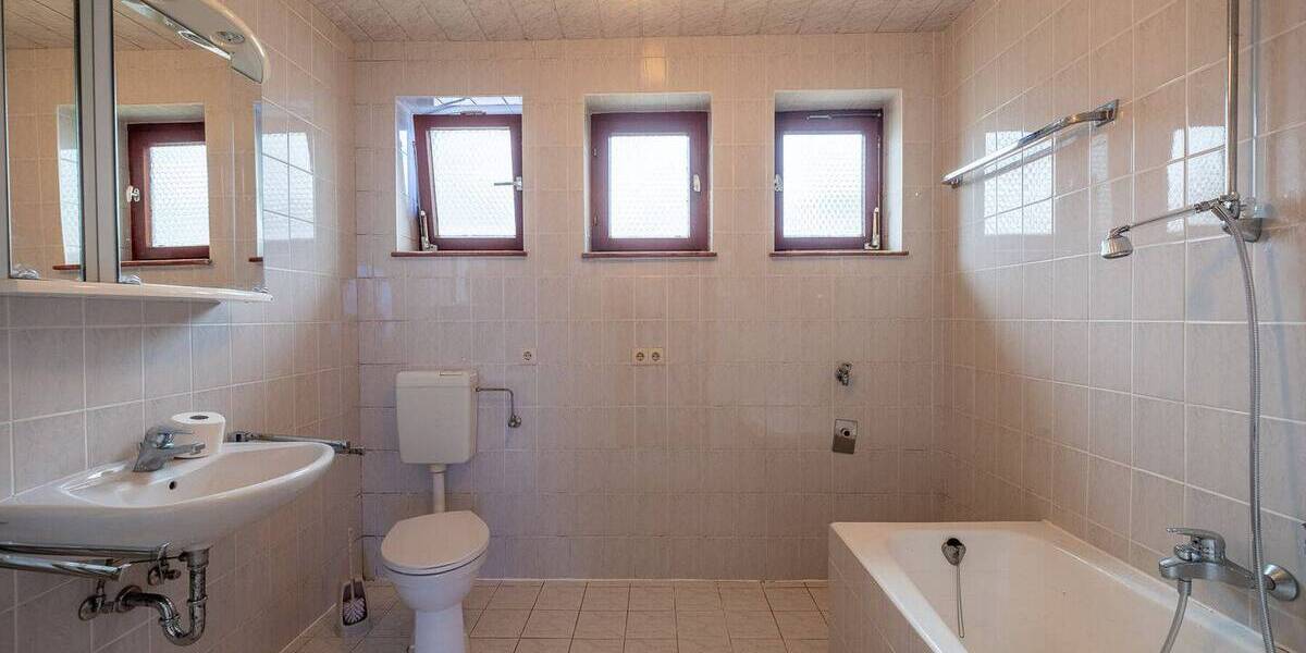 Einfamilienhaus Weyhe / Leeste Kirchweyhe - 7 Zimmer, 176 m&sup2;, 375.000&euro; | Angebot:26498824