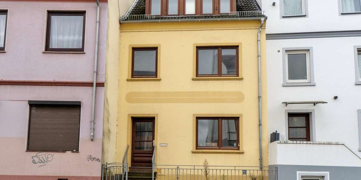 Einfamilienhaus Bremen / Woltmershausen Woltmershausen - 9 Zimmer, 228 m&sup2;, 299.000&euro; | Angebot:27229123