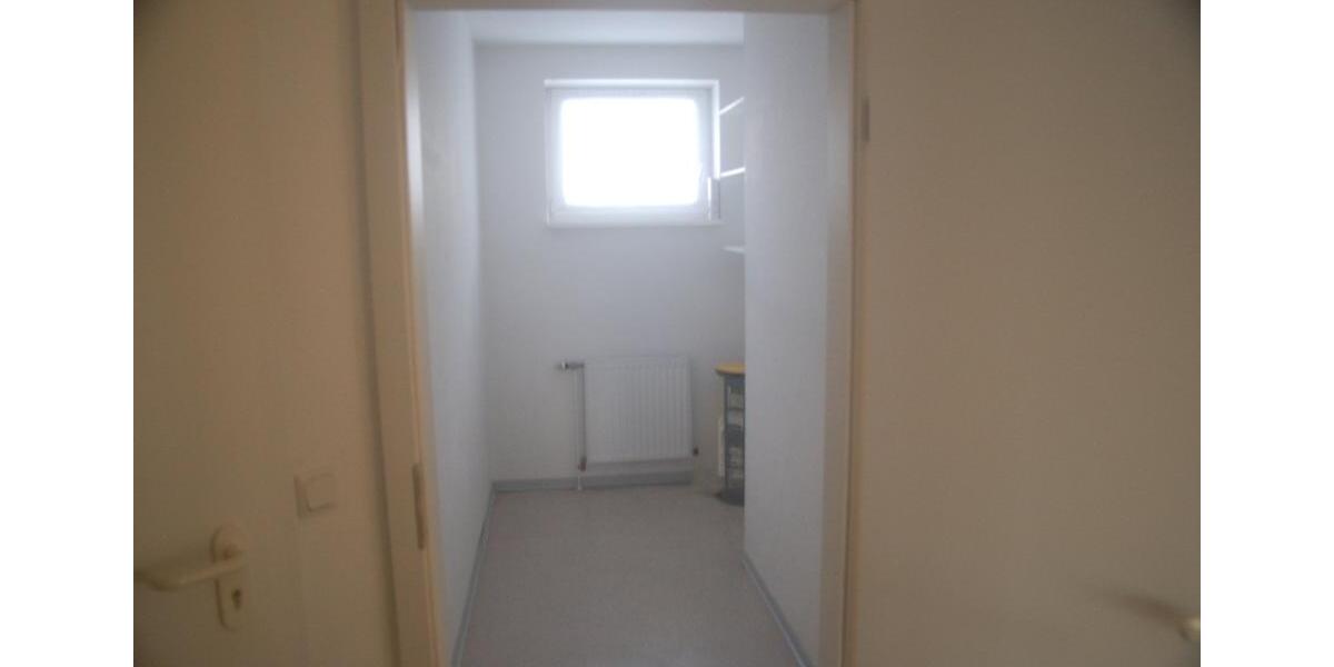 Etagenwohnung Delmenhorst Deichhorst - 2 Zimmer, 64 m&sup2;, 190.000&euro; | Angebot:24474223