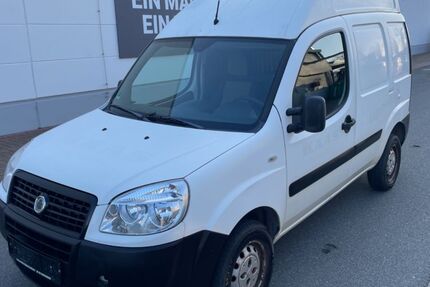 Fiat Doblo 180.000 km 2.399 &euro; Bremen 28325