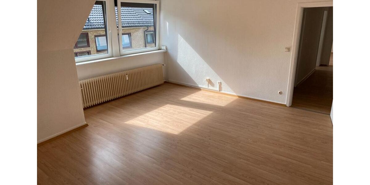 Dachgeschoßwohnung Ritterhude - 2.5 Zimmer, 63 m&sup2;, 142.900&euro; | Angebot:27445803