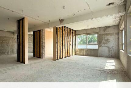 Flexibel nutzbare Gewerbefläche mit hervorragender Sichtbarkeit zimmer