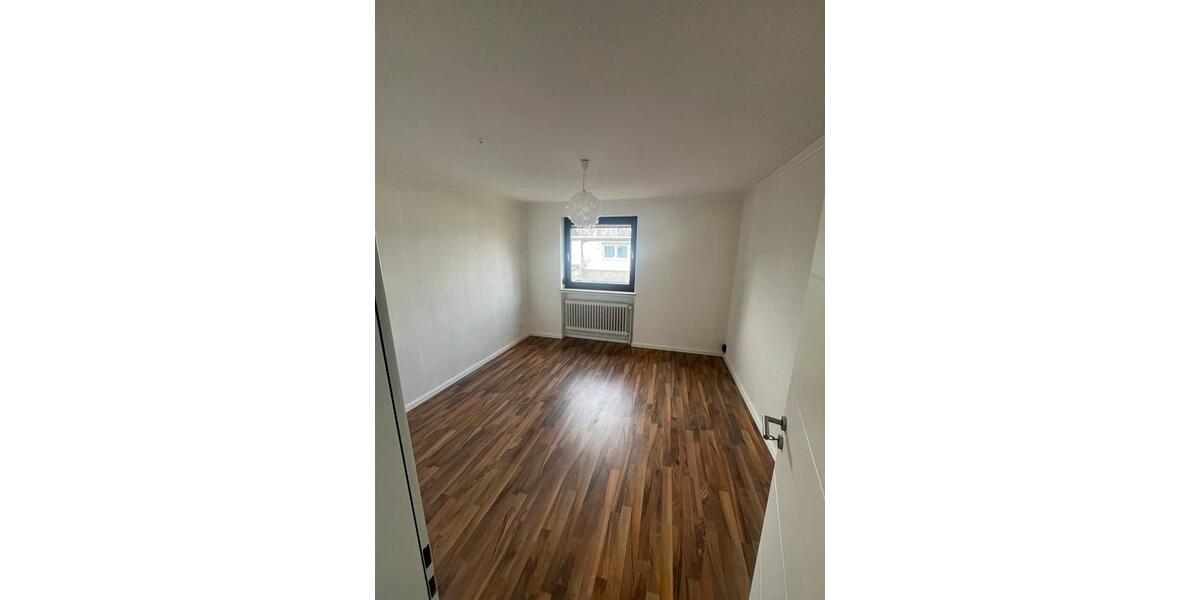 Reihenhaus Delmenhorst Düsternort - 5 Zimmer, 146 m&sup2;, 298.000&euro; | Angebot:25894958