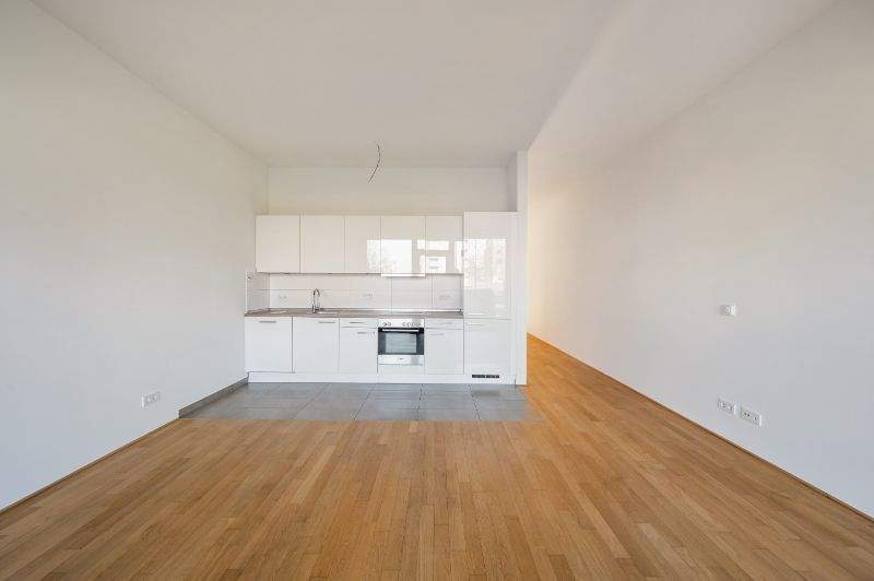 Etagenwohnung Bremen Handelshäfen - 3 Zimmer, 84 m&sup2;, 1.450&euro; | Angebot:25815465