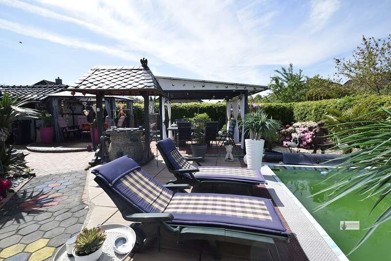 Modernes Einfamilienhaus mit Wellnessgarten, Pool, Whirlpool & PV-Anlage in bester Wohnlage von Syke - Einfamilienhaus Syke Syke | Angebot:26974881