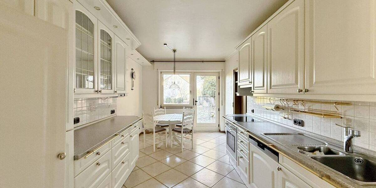 Einfamilienhaus Stuhr Brinkum - 5 Zimmer, 250 m&sup2;, 649.000&euro; | Angebot:26189530