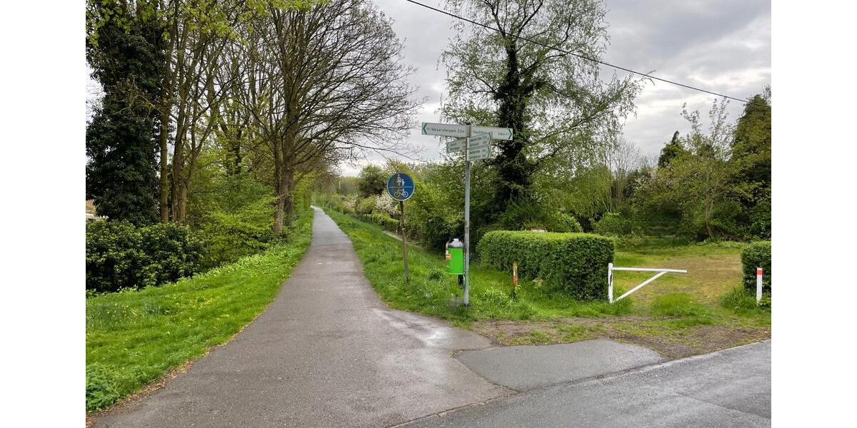 Dachgeschoßwohnung Bremen Häfen - 3 Zimmer, 72 m&sup2;, 198.000&euro; | Angebot:24553697