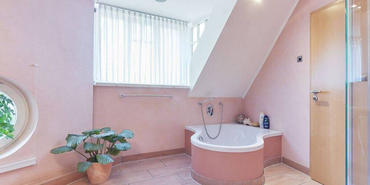 Mehrfamilienhaus, Wohnhaus Ottersberg Mitteldorf - 9 Zimmer, 340 m&sup2;, 1.070.000&euro; | Angebot:25689741