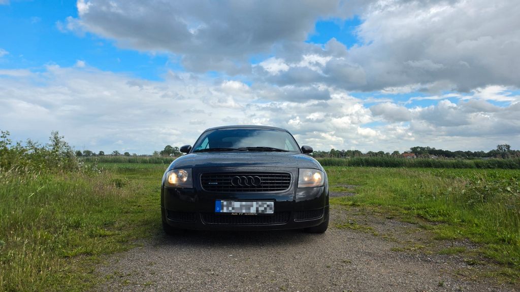 Audi TT 270.160 km 3.200 &euro; Bremen 28259