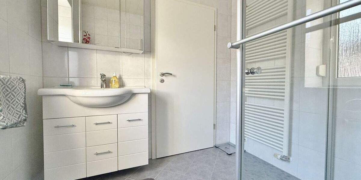 Doppelhaushälfte Bremen Mittelshuchting - 5 Zimmer, 154 m&sup2;, 339.000&euro; | Angebot:24858276