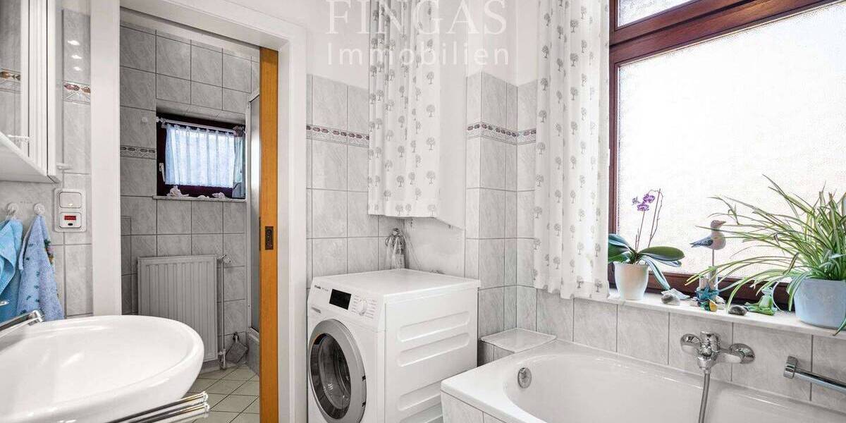 Einfamilienhaus Osterholz-Scharmbeck Innenstadt - 7 Zimmer, 170 m&sup2;, 325.000&euro; | Angebot:25970368