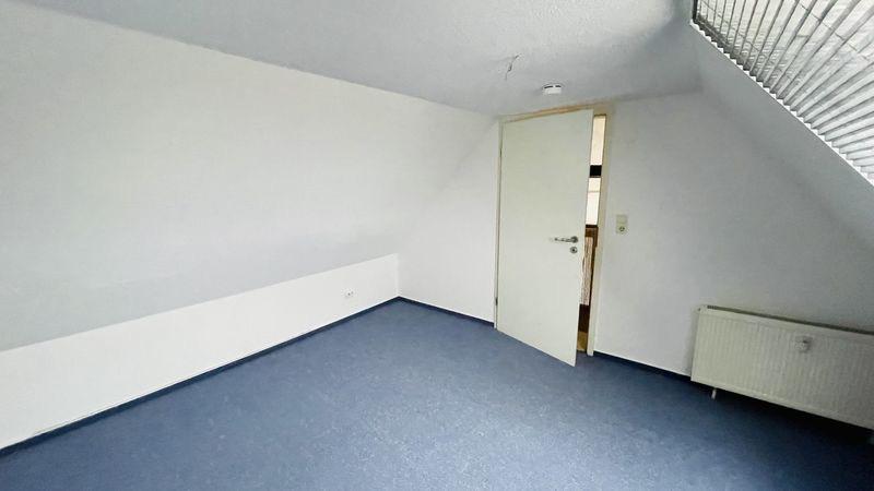 Helle 3 Zimmer Maisonette-Wohnung in Bassum zu vermieten zimmer