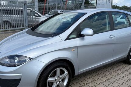 Seat Altea 65.176 km 6.450 &euro; Achim 28832